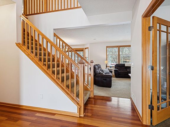 4th image of 18633 Irvine Way