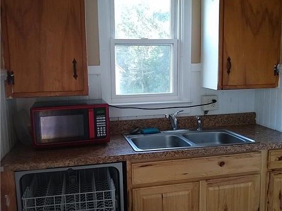 4th image of 148-148.5 Tompkins St #48
