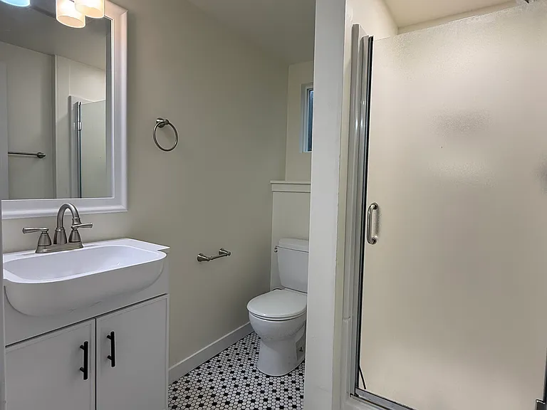 325 NE 54th St #323 — Photo 5