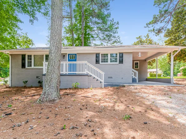 812 Terrace View Dr, Chapel Hill, NC 27516