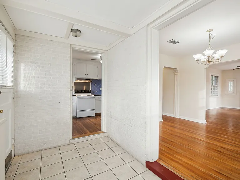4164 Marquette Ave — Photo 20