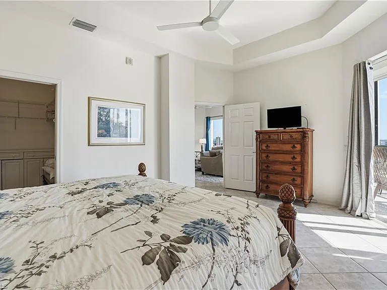 4183 Bay Beach Ln #3P1 — Photo 25