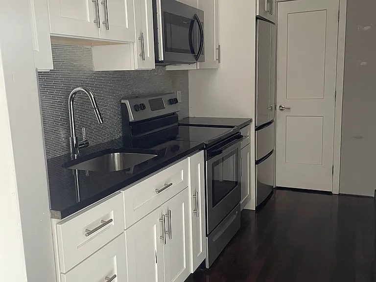 1507 S 17th St #306 — Photo 1
