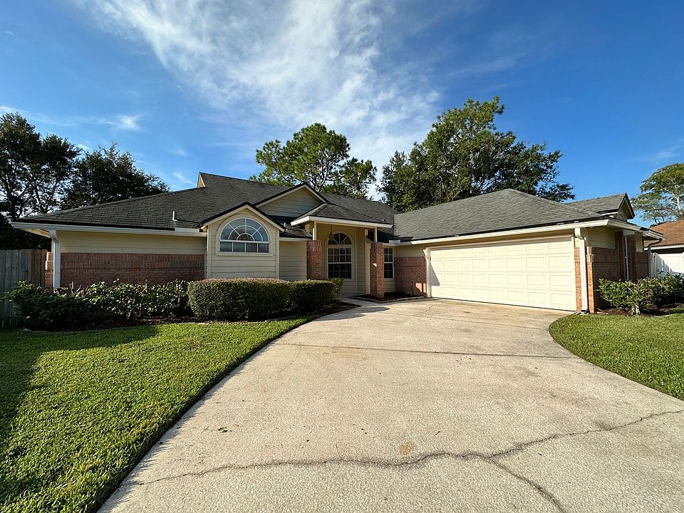 1st image of 10398 Triple Crown Ave