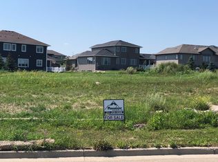 3718 Del Rio Dr, Bismarck, ND 58503