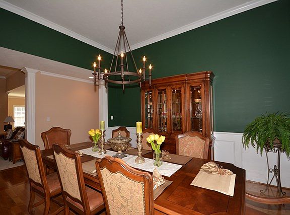 4th image of 711 Spotswood Dr