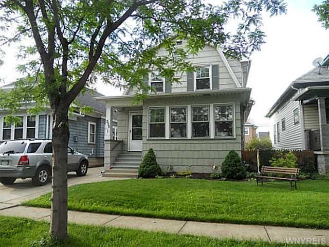 1st image of 250 Warren Ave