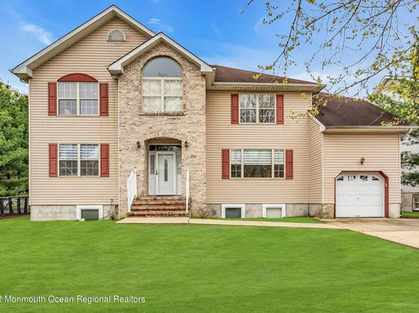 606 W Kennedy Boulevard, Lakewood, NJ 08701