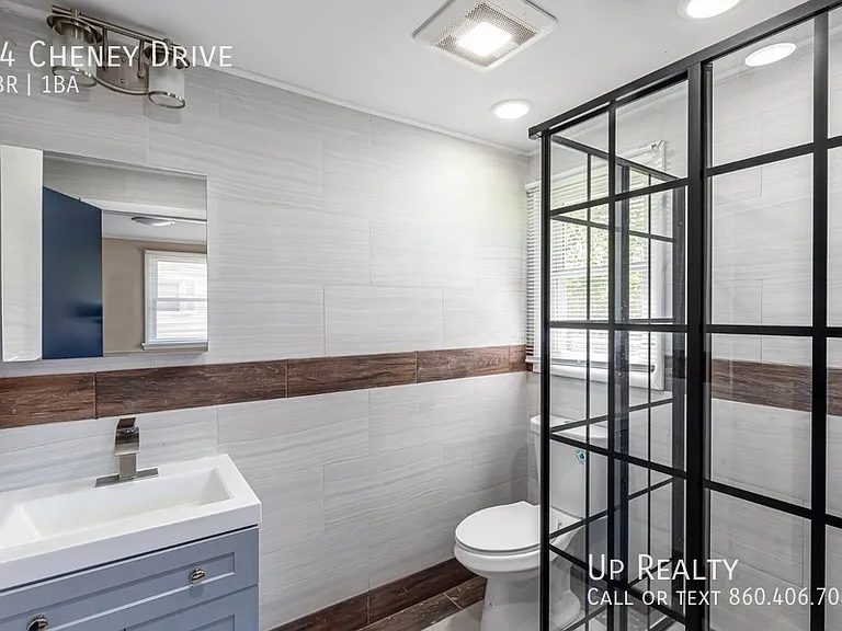64 Cheney Dr — Photo 13