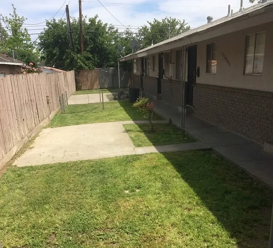 1 bed, 800 sqft, $1,095 — Photo 1
