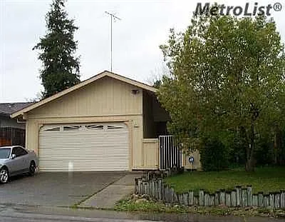 8232 Summerplace Dr photo 1