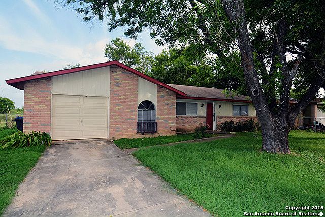 1st image of 3403 Hightree Dr