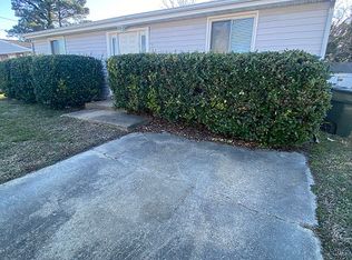 10 Somerset Ln, Hampton, VA 23669