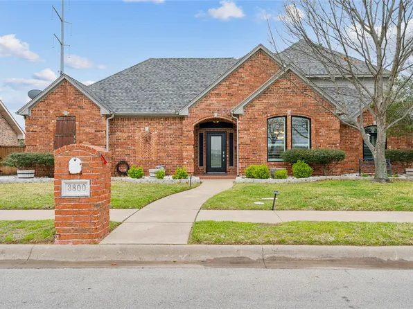 3800 Deer Forest Dr, Denton, TX 76208