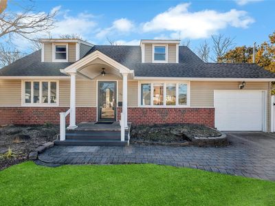 36 W Chestnut Street, Farmingdale, NY, 11735