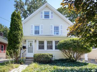 208 N Clemens Ave, Lansing, MI 48912