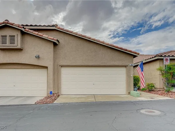393 Blanca Springs Dr, Henderson, NV 89014