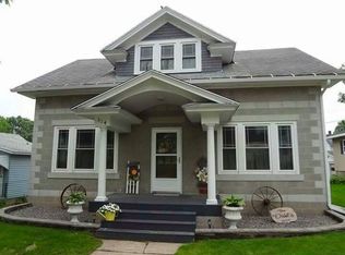 314 N Main St, Mabel, MN 55954