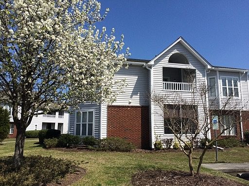 1st image of 4105 Breezewood Dr APT 103