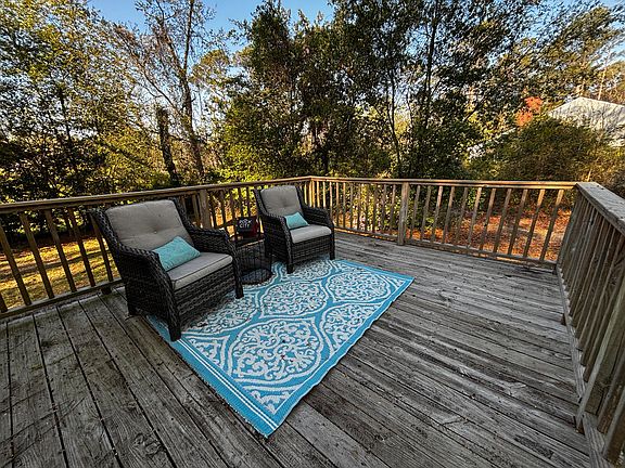 5th image of 1904 Robin Road