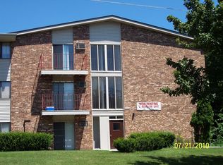 10628 W Bobolink Ave APT 5, Milwaukee, WI 53225