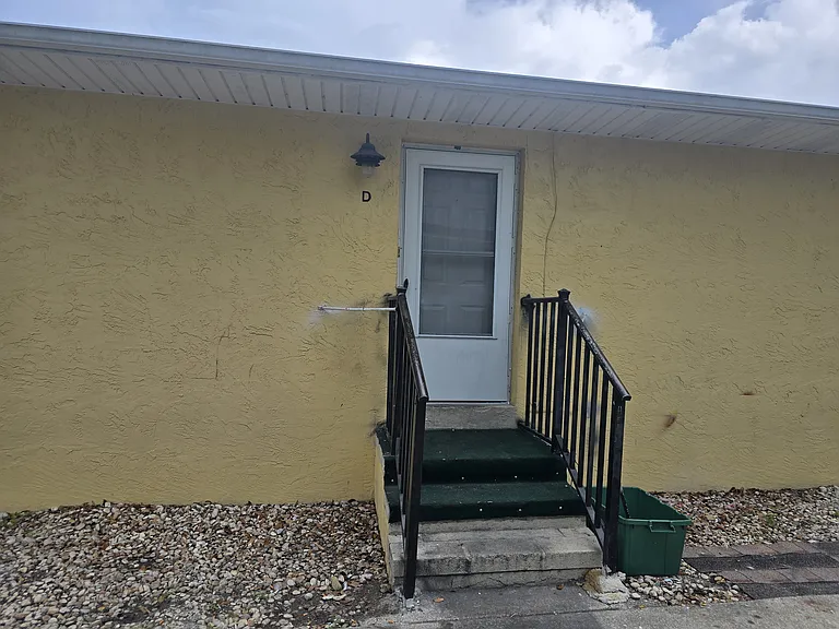 2440 S Palmetto Ave #D — Photo 3
