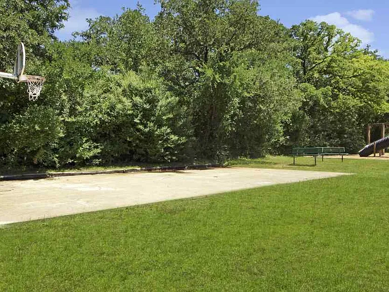 6812 Randol Mill Rd — Photo 5
