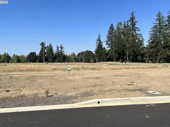 1535 NW Tracy St #80, McMinnville, OR 97128