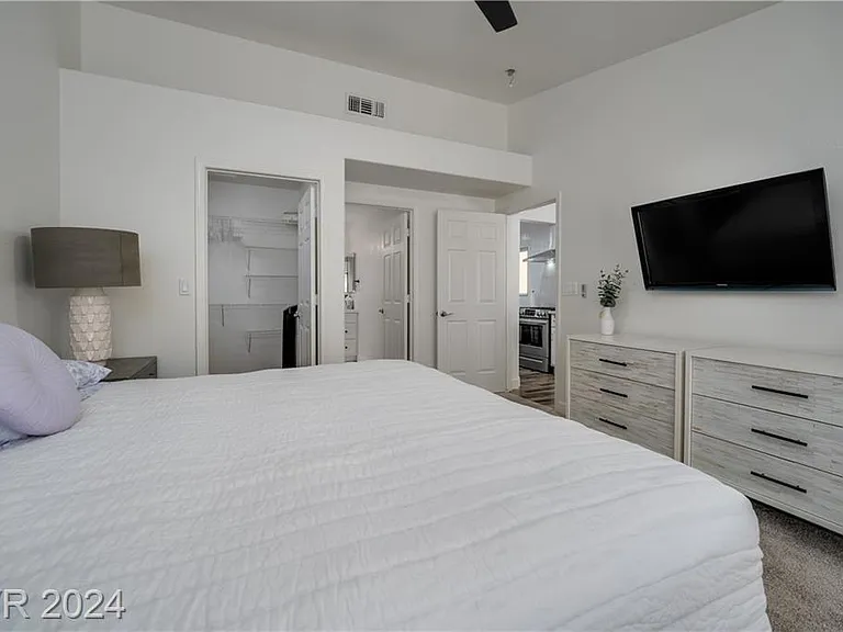 9433 Grand Mesa Dr — Photo 14