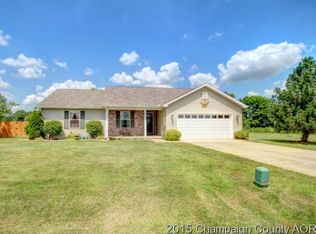 23 Nightingale Cir, Camargo, IL 61919