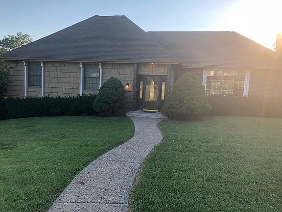 Raised Ranch Lakeside