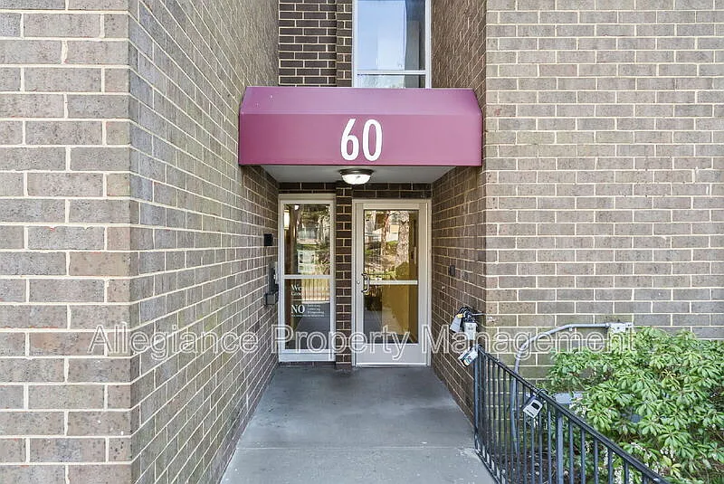 Building Photo - 60 S Van Dorn St #208