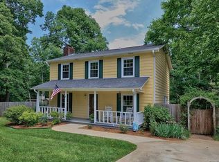 204 Kingswood Dr, Statesville, NC 28625