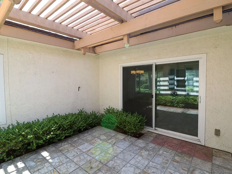 1050 Pacifica Dr — Photo 46