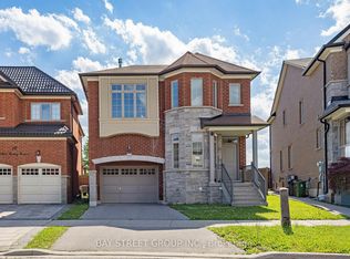20 Alvin Curling Cres, Toronto, ON M1V 0E7