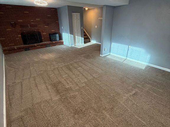 4th image of 1545 Hathaway Dr