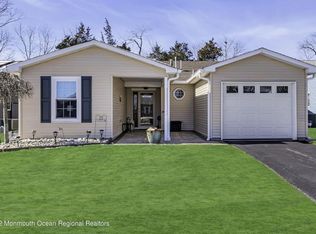 41 Mansfield Dr, Brick, NJ 08724