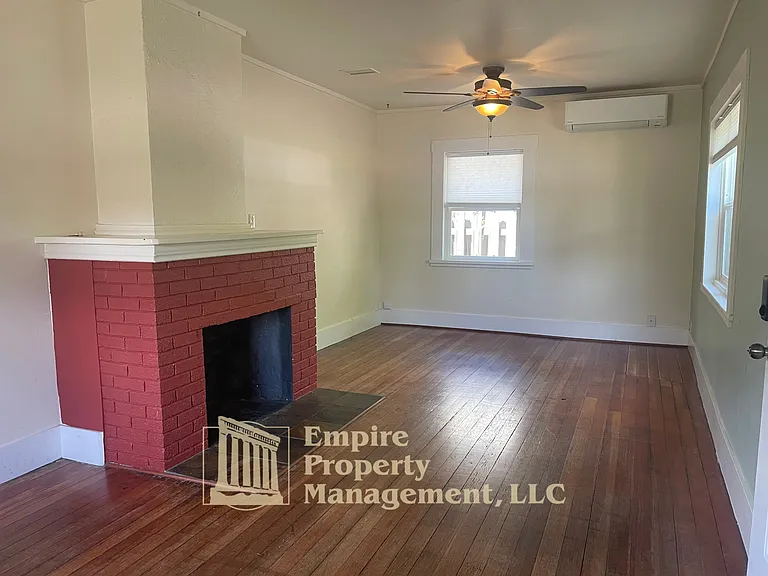 1292 Monroe St — Photo 4