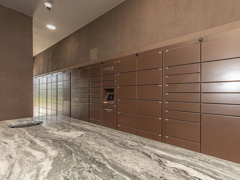 Vantage at Hutto Package Lockers