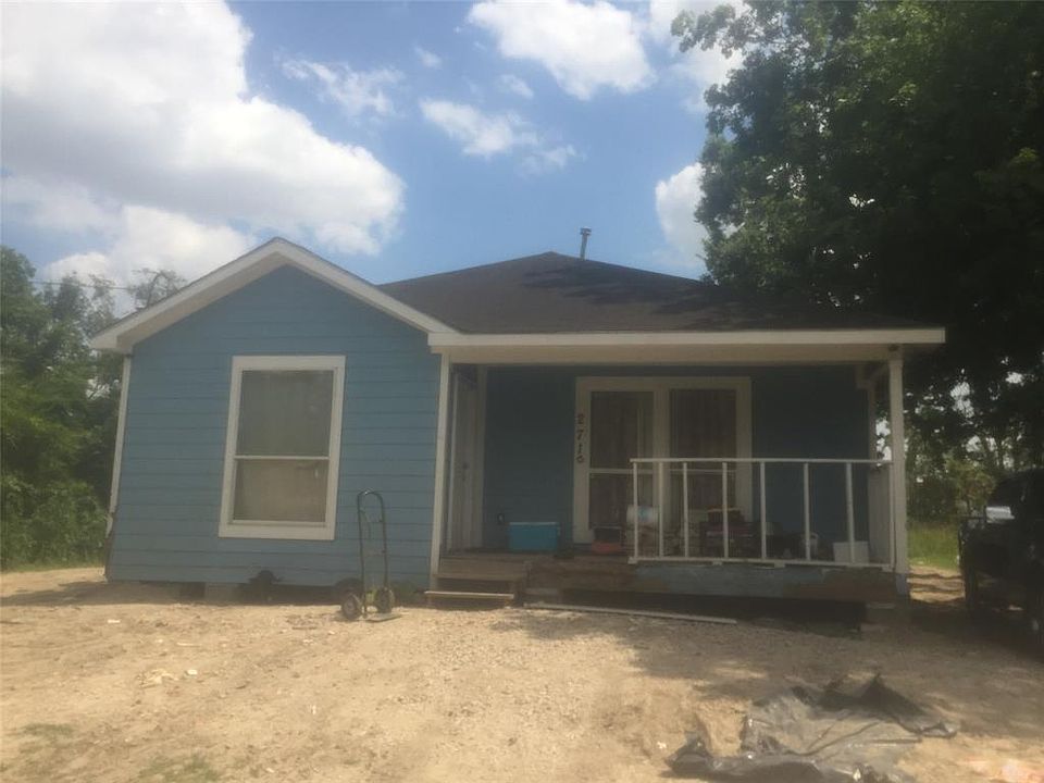 1st image of 2716 Harrington St