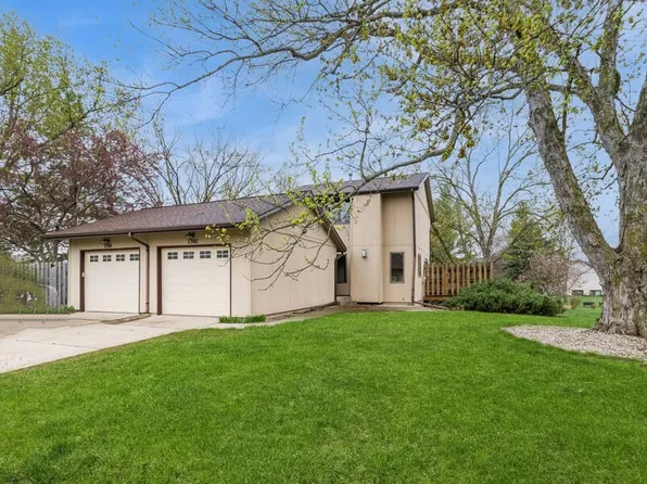 1307 Indiana Ave, Ames, IA 50014