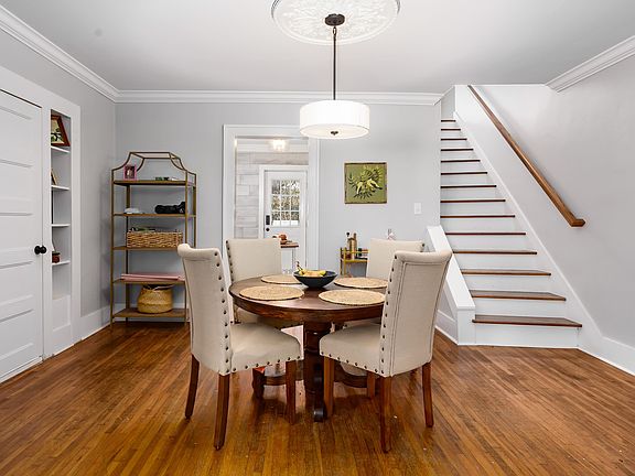 5th image of 1720 Chisholm Rd