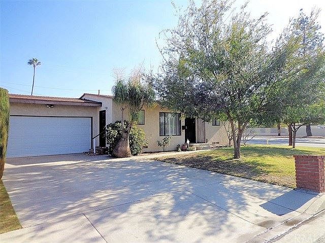 1st image of 4002 N Frijo Ave