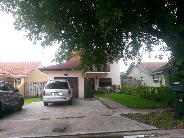 1st image of 9035 Grand Canal Dr