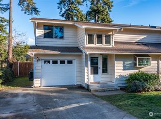 1228 NW Lanyard Loop #B-2, Oak Harbor, WA