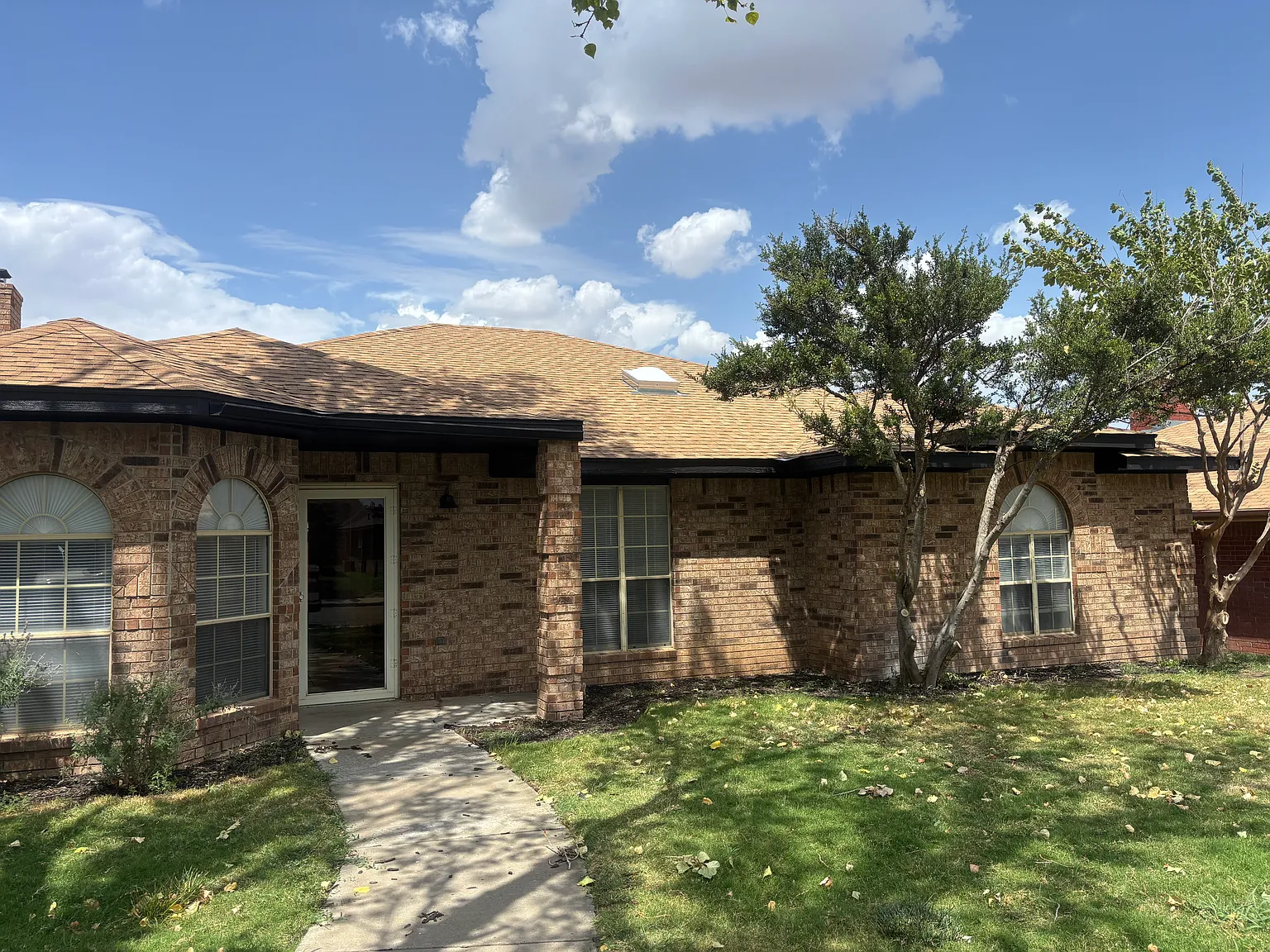 3 bed, 1546 sqft, $2,300 — Photo 3