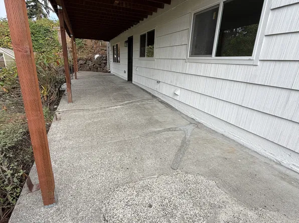 9651 21st Ave SW #Basement, Seattle, WA 98106