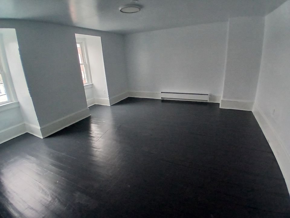 1st image of 10 N 4th St