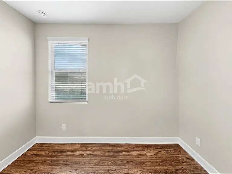 18264 W Thunderhill Pl — Photo 18
