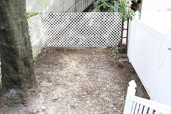 Rented by Carroll Gardens Realty | media 13